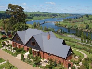 Lake Karapiro Casino Lodge